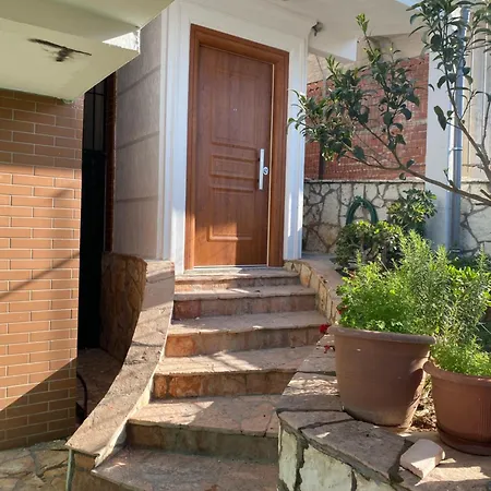Apartament Yourself Saranda