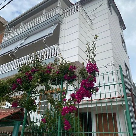 Yourself Apartment *