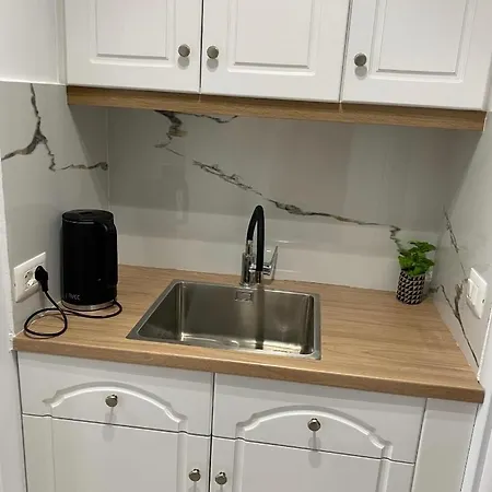 Yourself Apartment *