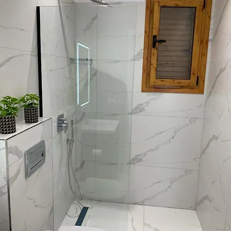 Yourself Apartman Saranda