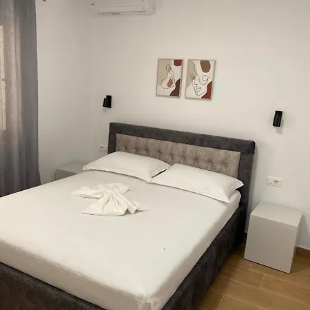 Apartament Yourself *