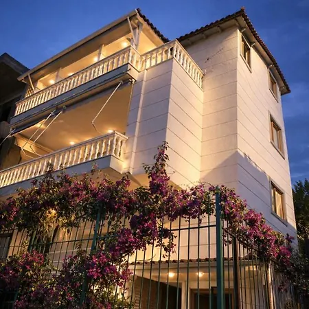Yourself Apartment *