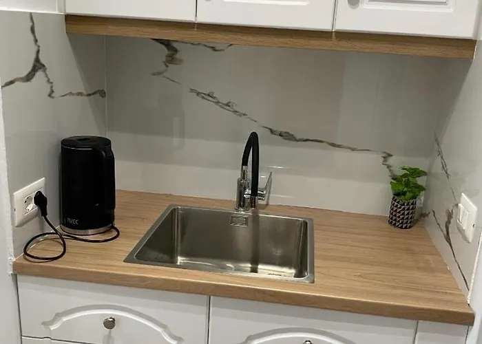 Yourself Apartment *